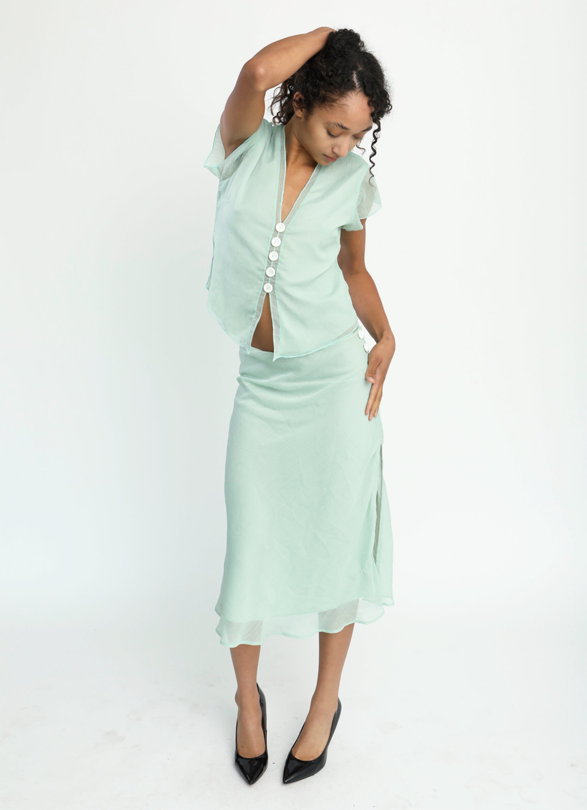 Blossom Top White Buttons